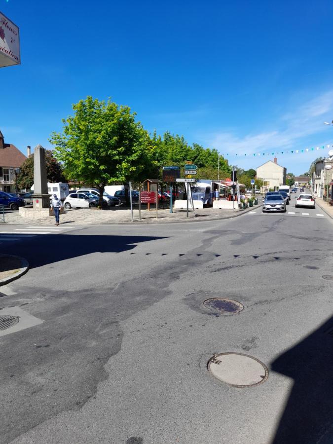 Maison En Ville Avec Terrasse Ensoleillee Et Wi-Fi Magnac-Laval Экстерьер фото