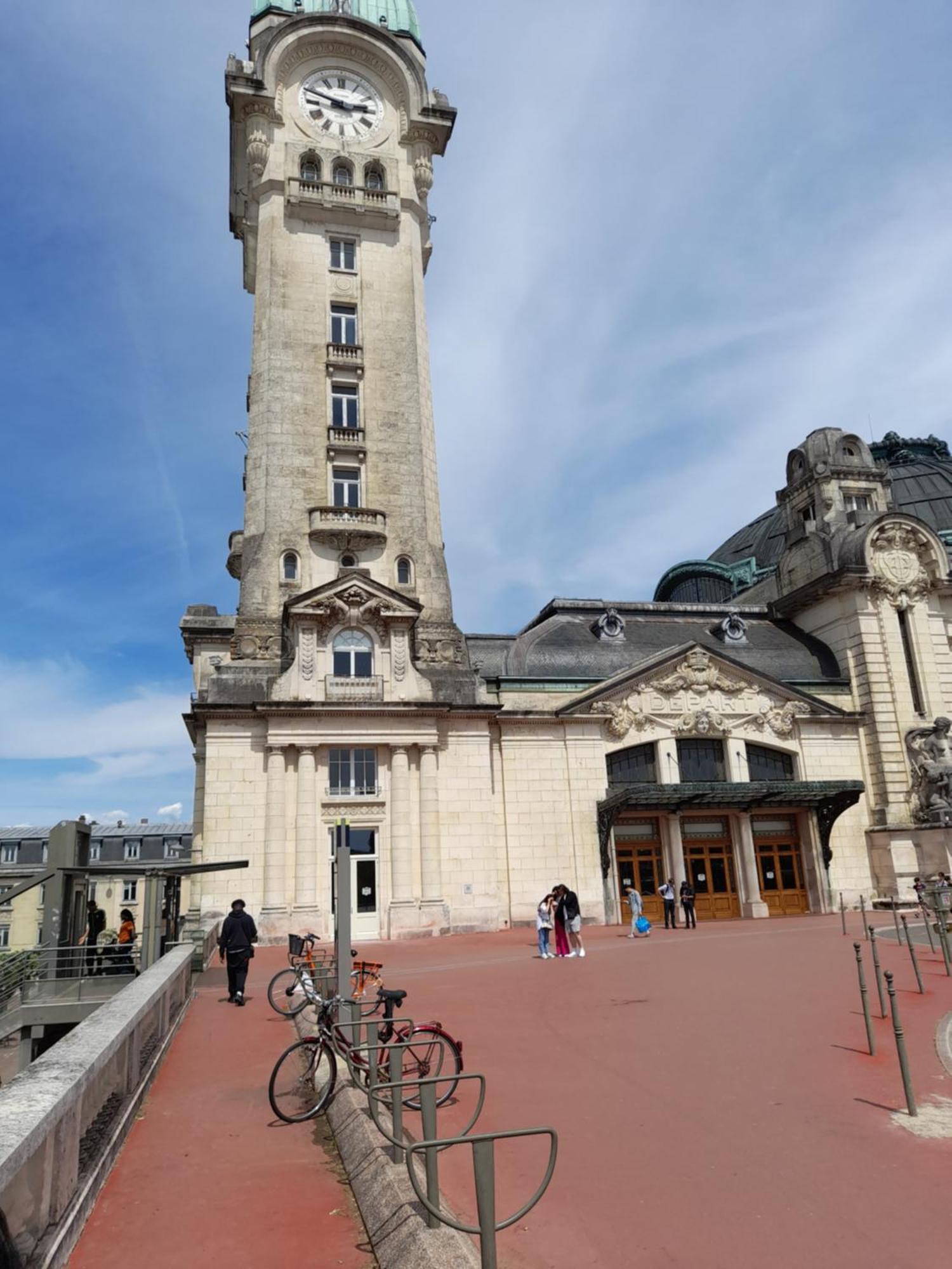 Maison En Ville Avec Terrasse Ensoleillee Et Wi-Fi Magnac-Laval Экстерьер фото