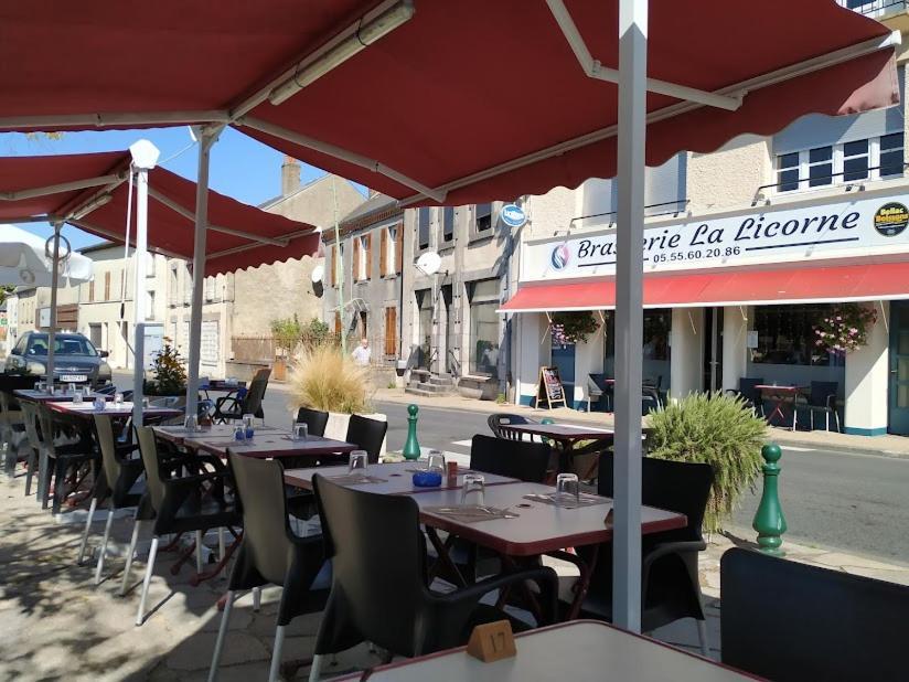 Maison En Ville Avec Terrasse Ensoleillee Et Wi-Fi Magnac-Laval Экстерьер фото
